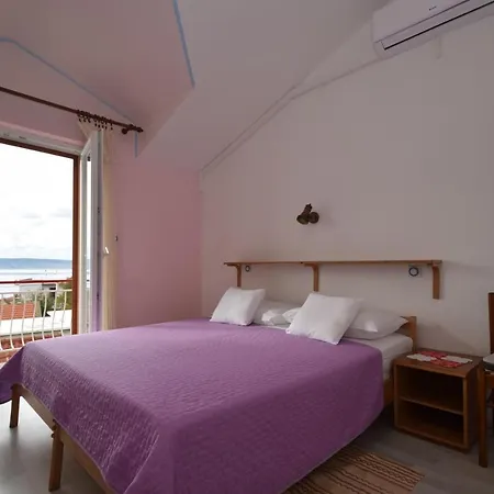 And With Parking Space - Paklenica - 6594 게스트하우스 3*